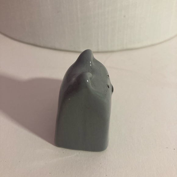 Adorable Vintage Cat & Mouse Salt & Pepper Shakers - Picture 5 of 11